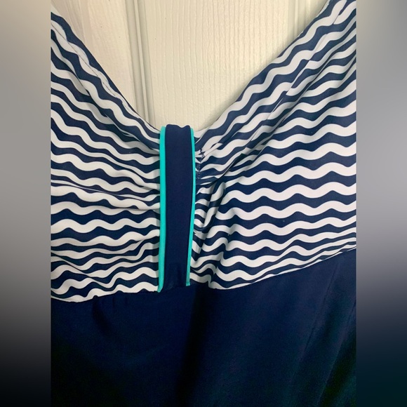 Danify Women's Vintage Style Pin Up Swim Dress - size 28 - Picture 5 of 9